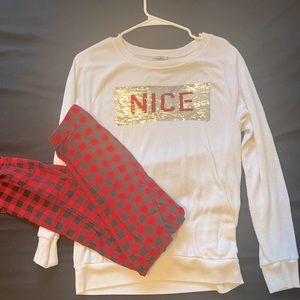 Women’s Holiday Clothes Bundle
